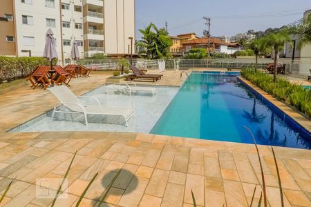 Apartamento para alugar com 65m², 3 quartos e 1 vagaÁrea comum - Piscina