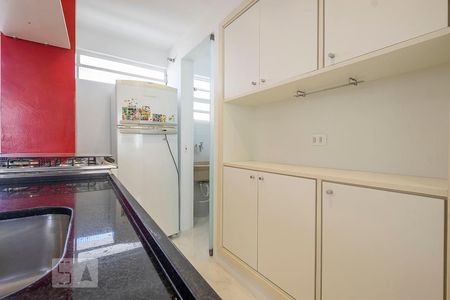 Apartamento à venda com 47m², 1 quarto e 1 vaga Apartamento à venda com 47m², 1 quarto e 1 vagaCozinha