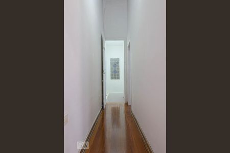 Casa à venda com 180m², 2 quartos e sem vagaCorredor