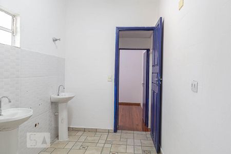 Casa à venda com 180m², 2 quartos e sem vagaBanheiro