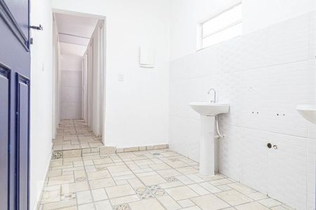 Casa à venda com 180m², 2 quartos e sem vagaBanheiro