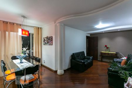 Sala de apartamento à venda com 4 quartos, 117m² em Sagrada Família, Belo Horizonte