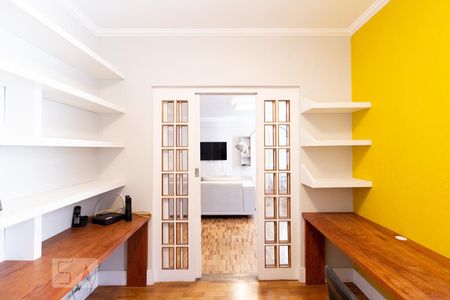 Escritório de apartamento à venda com 3 quartos, 180m² em Cerqueira César, São Paulo