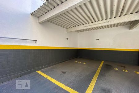 Apartamento para alugar com 59m², 2 quartos e 1 vaga Apartamento para alugar com 59m², 2 quartos e 1 vagaGaragem