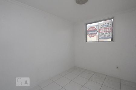 QUARTO 1 de apartamento para alugar com 2 quartos, 42m² em Rubem Berta, Porto Alegre