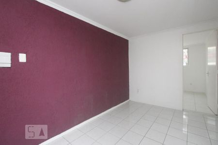 SALA de apartamento para alugar com 2 quartos, 42m² em Rubem Berta, Porto Alegre