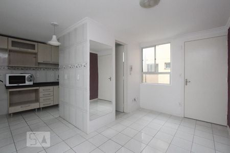 SALA de apartamento para alugar com 2 quartos, 42m² em Rubem Berta, Porto Alegre