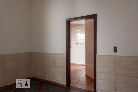 Casa à venda com 150m², 3 quartos e sem vaga Casa à venda com 150m², 3 quartos e sem vagaQuarto 5