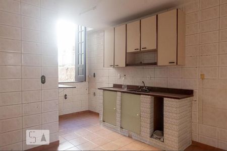 Casa à venda com 150m², 3 quartos e sem vaga Casa à venda com 150m², 3 quartos e sem vagaCozinha 2