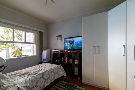 Casa à venda com 300m², 3 quartos e 6 vagas Casa à venda com 300m², 3 quartos e 6 vagasQuarto 2