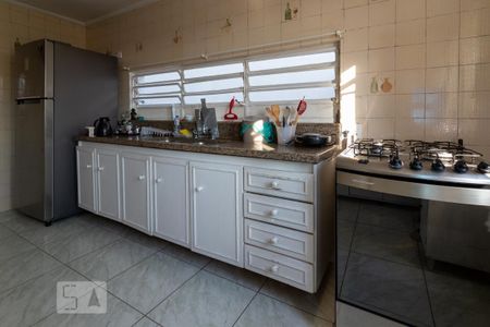 Casa à venda com 300m², 3 quartos e 6 vagas Casa à venda com 300m², 3 quartos e 6 vagasCozinha