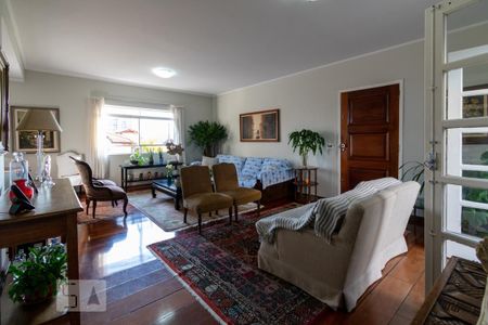 Sala de casa à venda com 3 quartos, 300m² em Vila Andrade, São Paulo