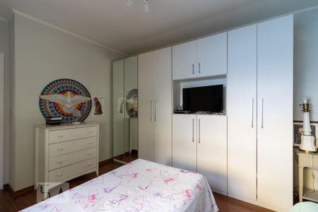 Casa à venda com 300m², 3 quartos e 6 vagas Casa à venda com 300m², 3 quartos e 6 vagasQuarto 1