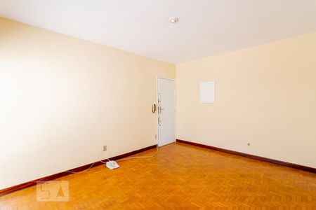 Sala  de apartamento para alugar com 2 quartos, 66m² em Aclimação, São Paulo