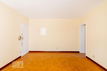 Sala  de apartamento para alugar com 2 quartos, 66m² em Aclimação, São Paulo