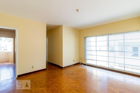 Sala  de apartamento para alugar com 2 quartos, 66m² em Aclimação, São Paulo