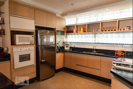 Cozinha de casa à venda com 3 quartos, 336m² em Jardim da Saúde, São Paulo