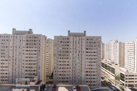 Vista Sala de apartamento à venda com 2 quartos, 43m² em Jardim Íris, São Paulo