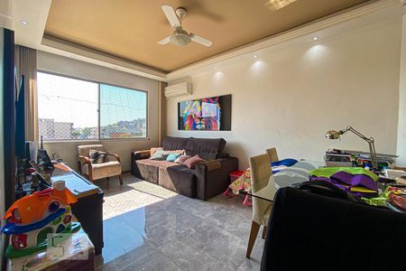 Sala de apartamento para alugar com 2 quartos, 70m² em Penha Circular, Rio de Janeiro