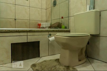 Casa à venda com 134m², 3 quartos e 1 vaga Casa à venda com 134m², 3 quartos e 1 vagaBanheiro