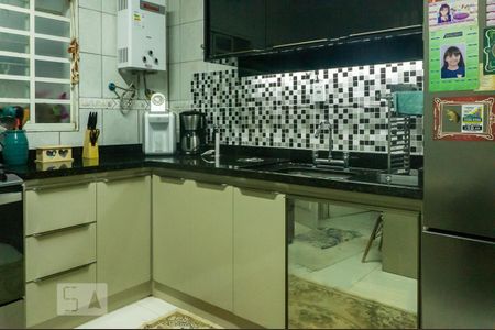 Casa à venda com 134m², 3 quartos e 1 vaga Casa à venda com 134m², 3 quartos e 1 vagaCozinha