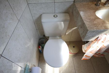 Casa à venda com 190m², 4 quartos e 1 vagaBanheiro