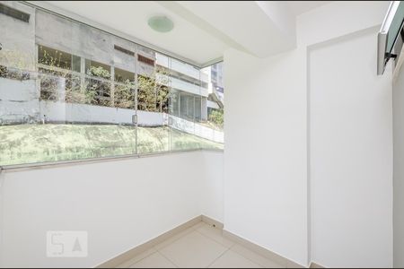 Sala de apartamento para alugar com 2 quartos, 70m² em Buritis, Belo Horizonte