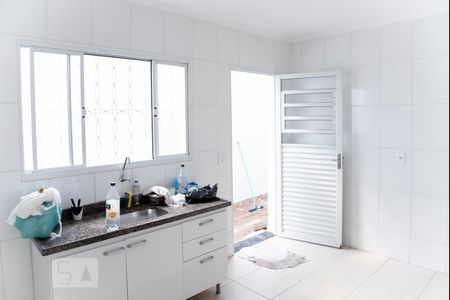 Casa para alugar com 120m², 2 quartos e 1 vagaCozinha