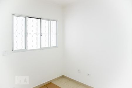 Sala de casa para alugar com 2 quartos, 120m² em Vila Nova Teresa, São Paulo