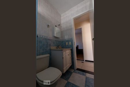 Apartamento para alugar com 55m², 2 quartos e 1 vaga Apartamento para alugar com 55m², 2 quartos e 1 vagaBanheiro