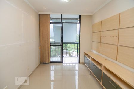 sala de apartamento para alugar com 3 quartos, 72m² em Barra da Tijuca, Rio de Janeiro