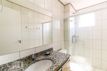 Apartamento para alugar com 57m², 2 quartos e 2 vagas Apartamento para alugar com 57m², 2 quartos e 2 vagasBanheiro