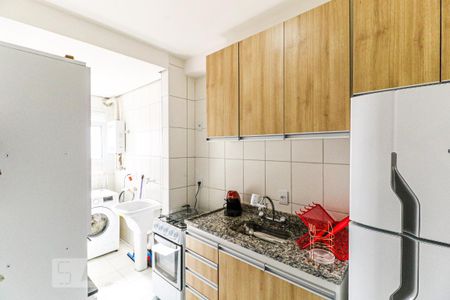 Apartamento para alugar com 57m², 2 quartos e 2 vagas Apartamento para alugar com 57m², 2 quartos e 2 vagasCozinha