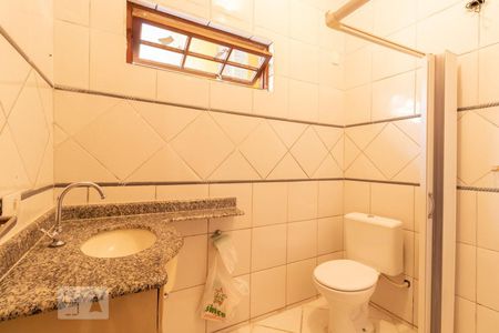 Banheiro de casa para alugar com 2 quartos, 70m² em Conjunto Residencial Trinta E Um de Março, São José dos Campos