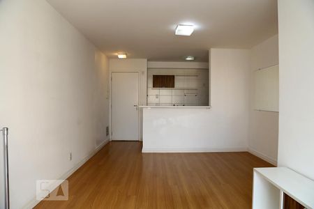 Sala de apartamento à venda com 3 quartos, 70m² em Jardim Parque Morumbi, São Paulo