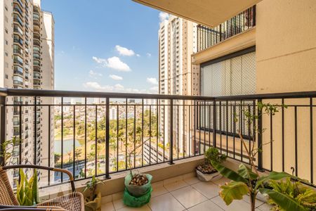 Varanda da Sala de apartamento à venda com 2 quartos, 68m² em Jardim Tupanci, Barueri