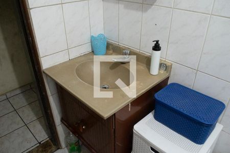 Casa à venda com 78m², 2 quartos e 2 vagas Casa à venda com 78m², 2 quartos e 2 vagasBanheiro