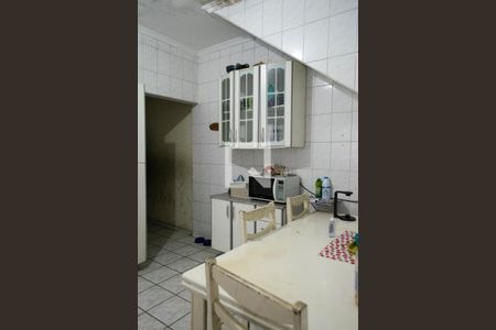 Casa à venda com 78m², 2 quartos e 2 vagas Casa à venda com 78m², 2 quartos e 2 vagasCozinha