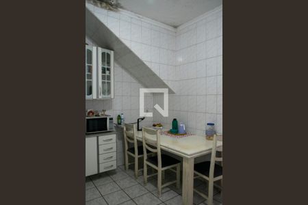 Casa à venda com 78m², 2 quartos e 2 vagas Casa à venda com 78m², 2 quartos e 2 vagasCozinha