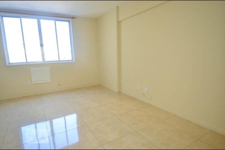 Apartamento para alugar com 40m², 1 quarto e sem vagaSala/Quarto