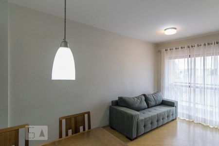 Sala de apartamento à venda com 2 quartos, 65m² em Vila Floresta, Santo André