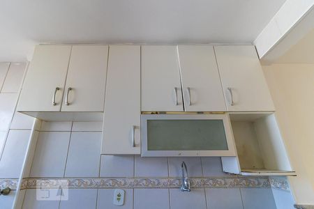 Apartamento à venda com 59m², 3 quartos e 1 vaga Apartamento à venda com 59m², 3 quartos e 1 vagaCozinha - Armários