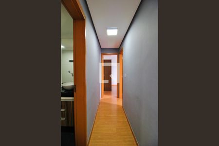 Corredor de apartamento à venda com 2 quartos, 64m² em Utinga, Santo André
