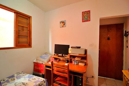 Quarto 2 de casa à venda com 2 quartos, 83m² em Jardim Pilar, Santo André