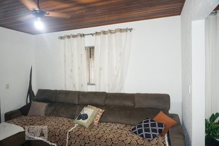 Sala de casa à venda com 3 quartos, 200m² em Vila Costa Melo, São Paulo