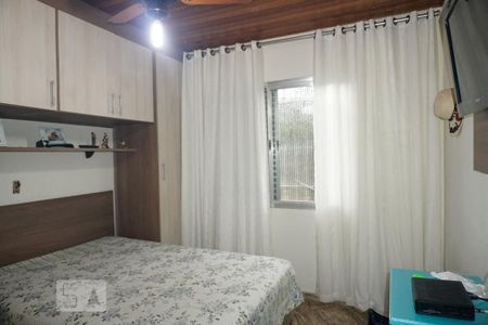 Casa à venda com 200m², 3 quartos e 2 vagasQuarto 3