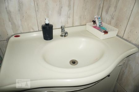 Casa à venda com 200m², 3 quartos e 2 vagasBanheiro Social