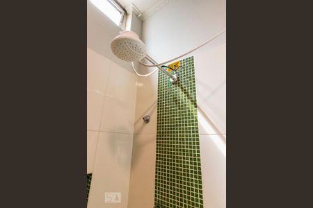 Casa à venda com 350m², 3 quartos e 1 vagaBanheiro da Suíte 1 - Chuveiro