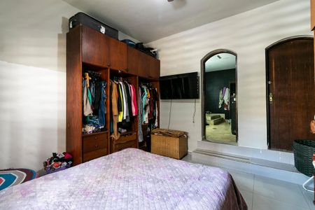 Casa à venda com 350m², 3 quartos e 1 vagaSuíte 3