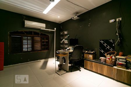 Casa à venda com 350m², 3 quartos e 1 vagaSuíte 3